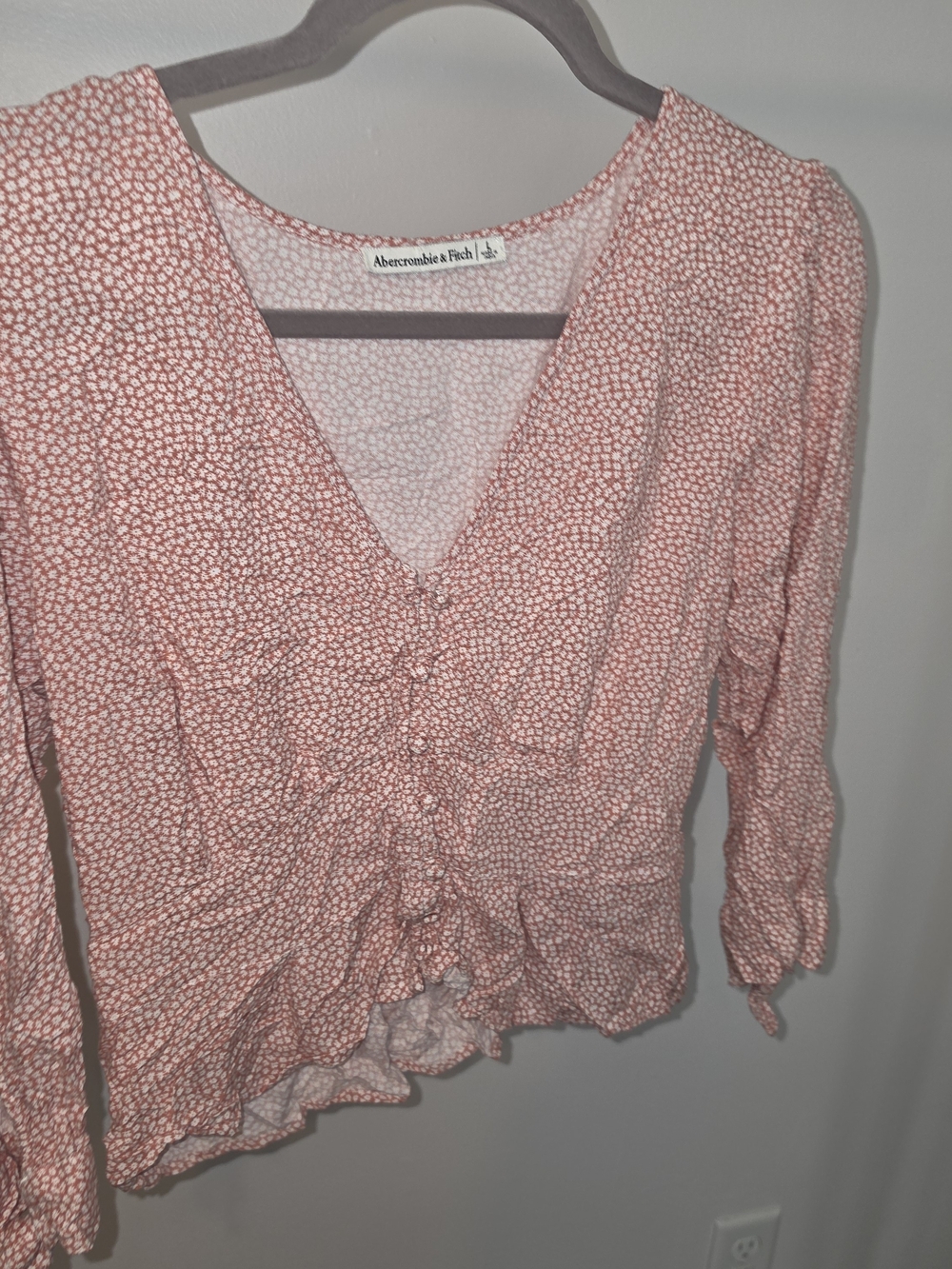 Abercrombie & Fitch Coral Pink Printed V-Neck Button Front Blouse